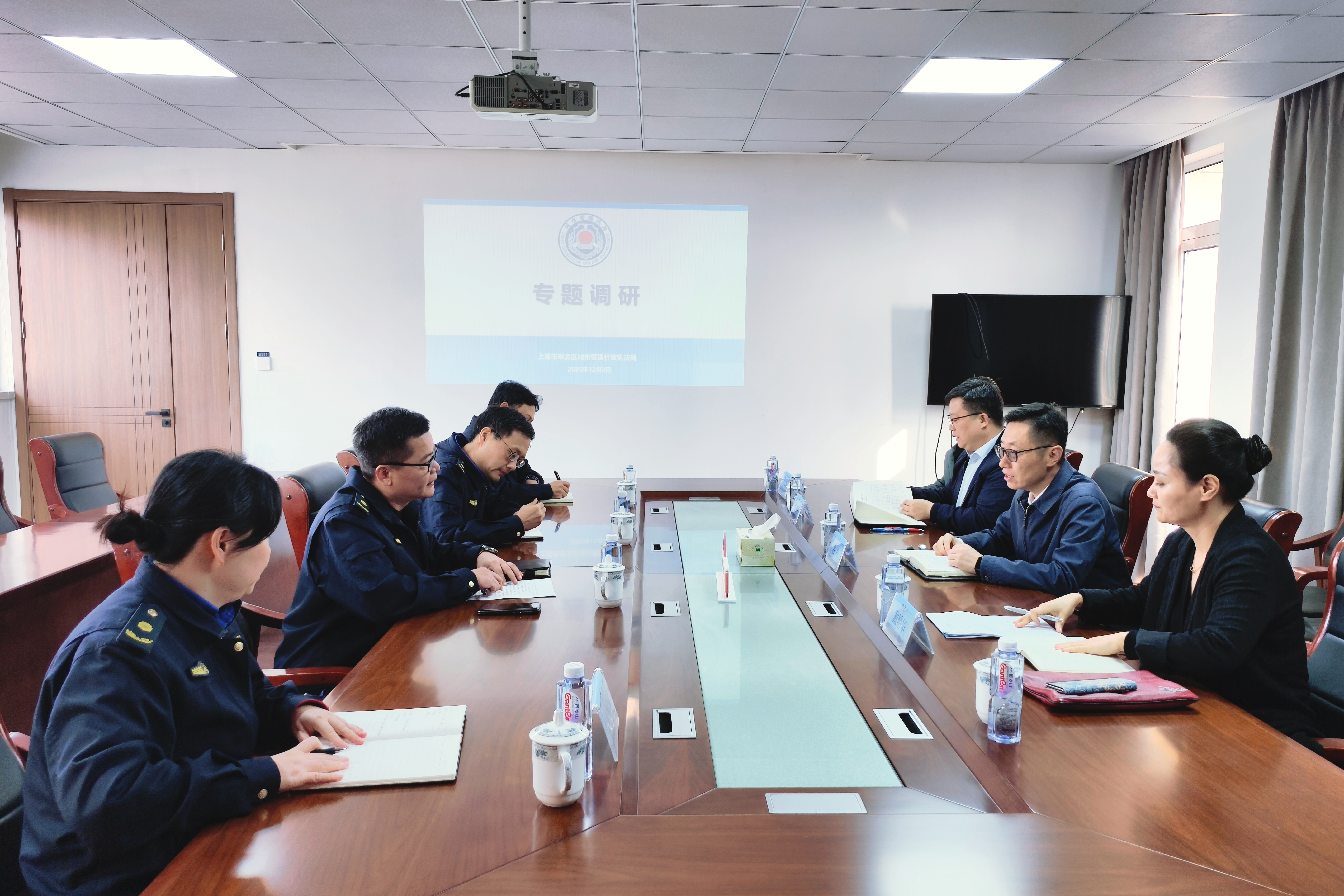 区委常委、宣传部部长吕将调研文明城区创建工作