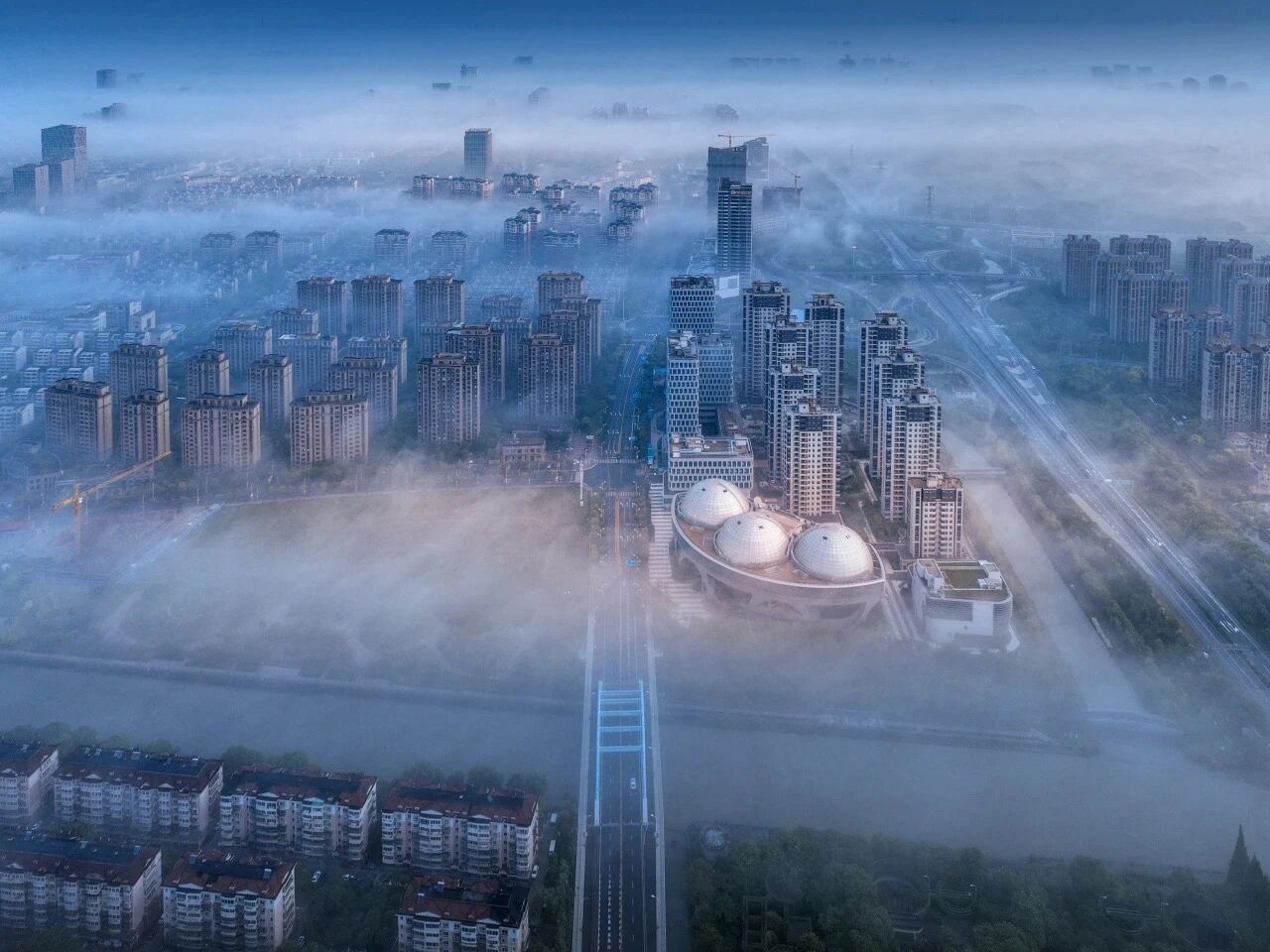 精简版速看！新鲜出炉的2026年奉贤区政府工作报告