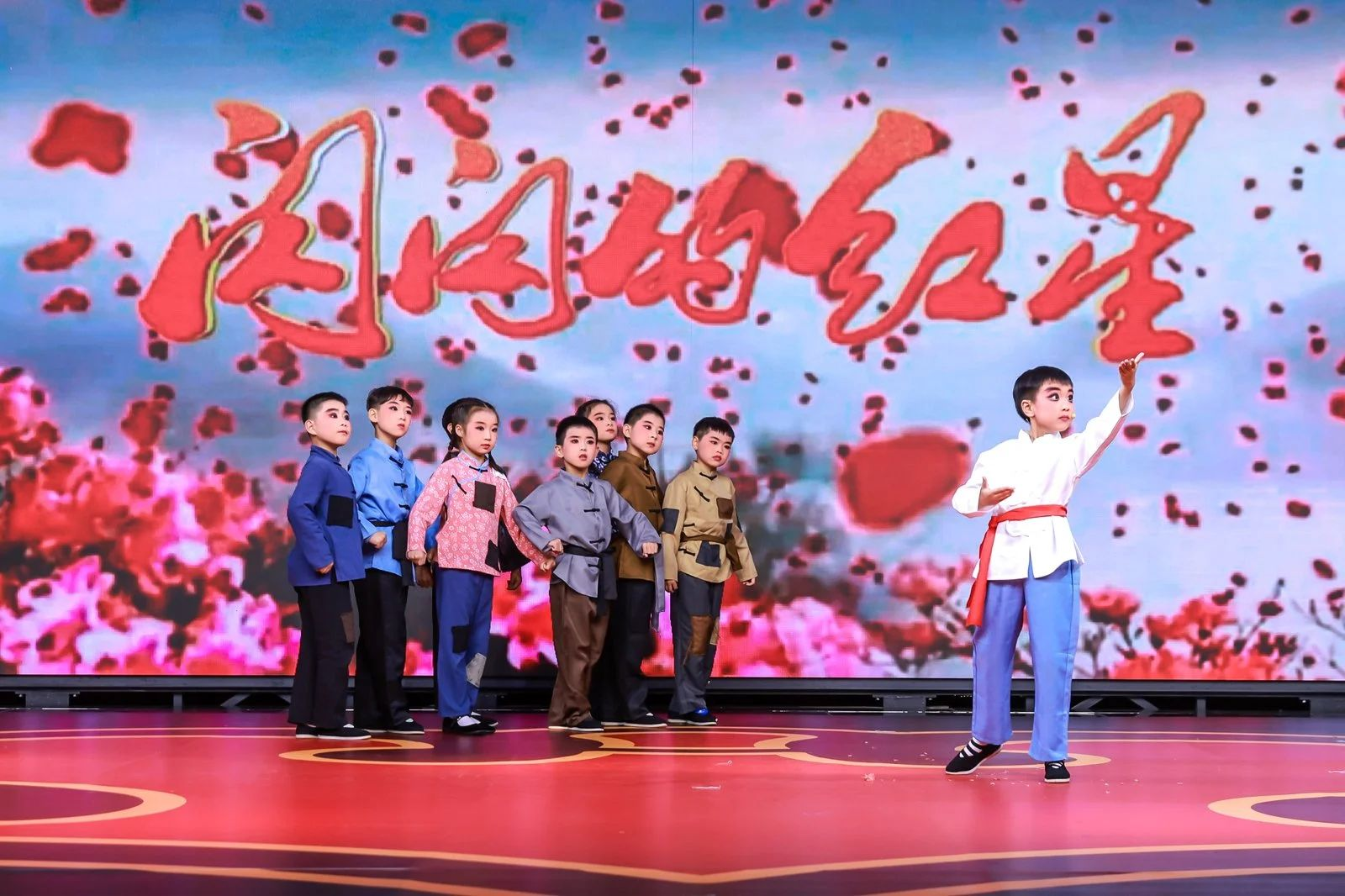 Historic Breakthrough: Fengxian Claims First Prize at National Art Exhibition for Primary and Secondary School Students