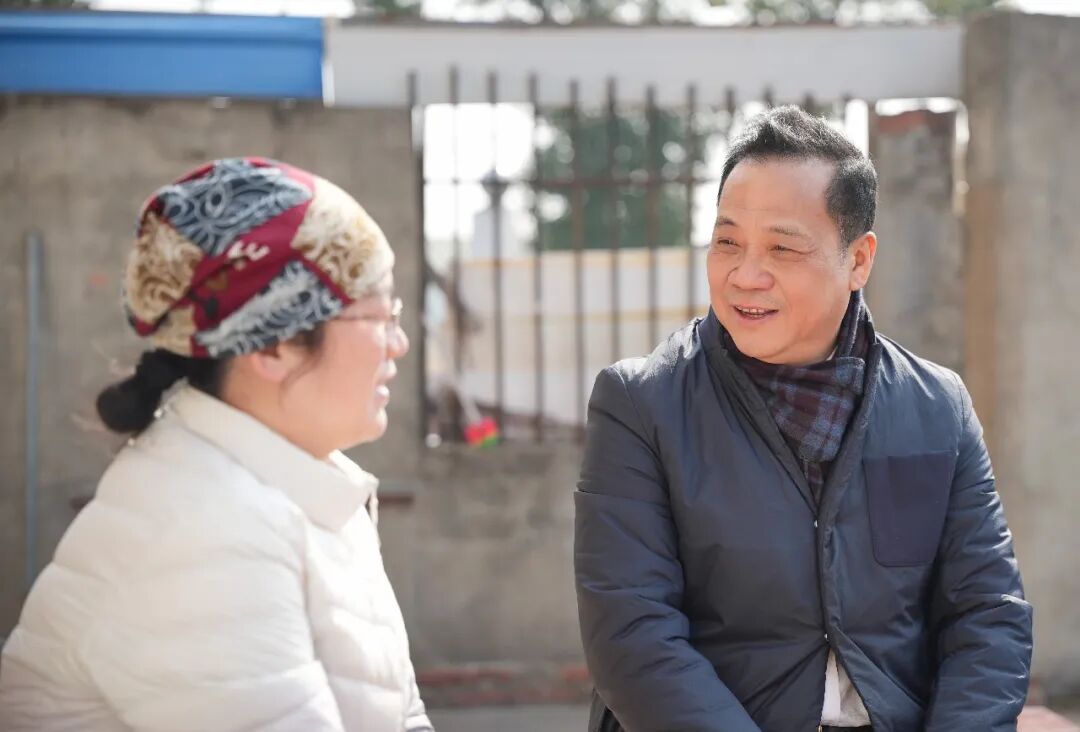 织密民生保障网，温暖送到心坎上！区领导开展春节前帮困送温暖走访慰问