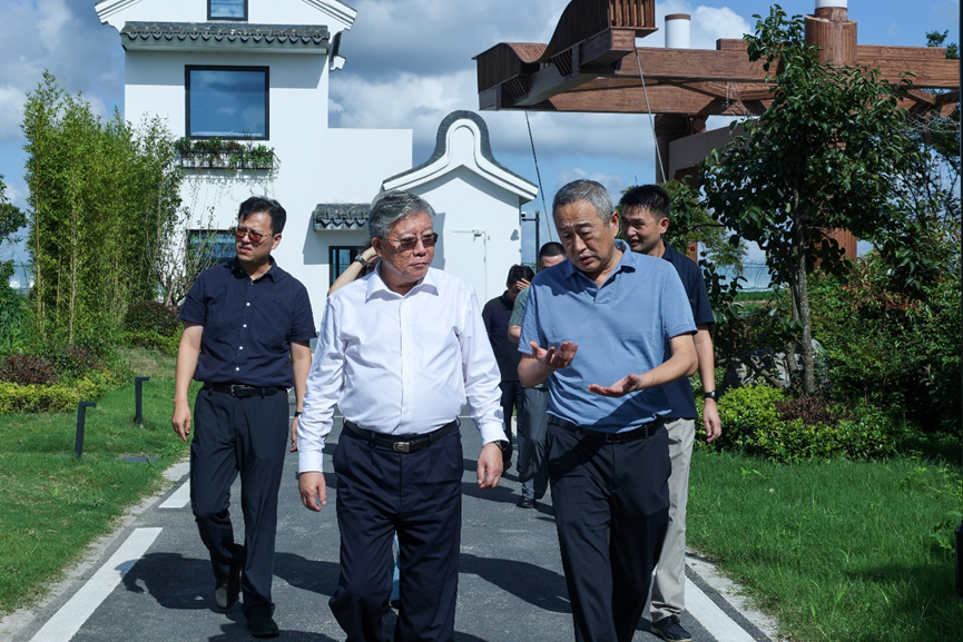 树立和践行正确政绩观学习教育市委第二督导组到金汇镇等相关单位开展评估调研