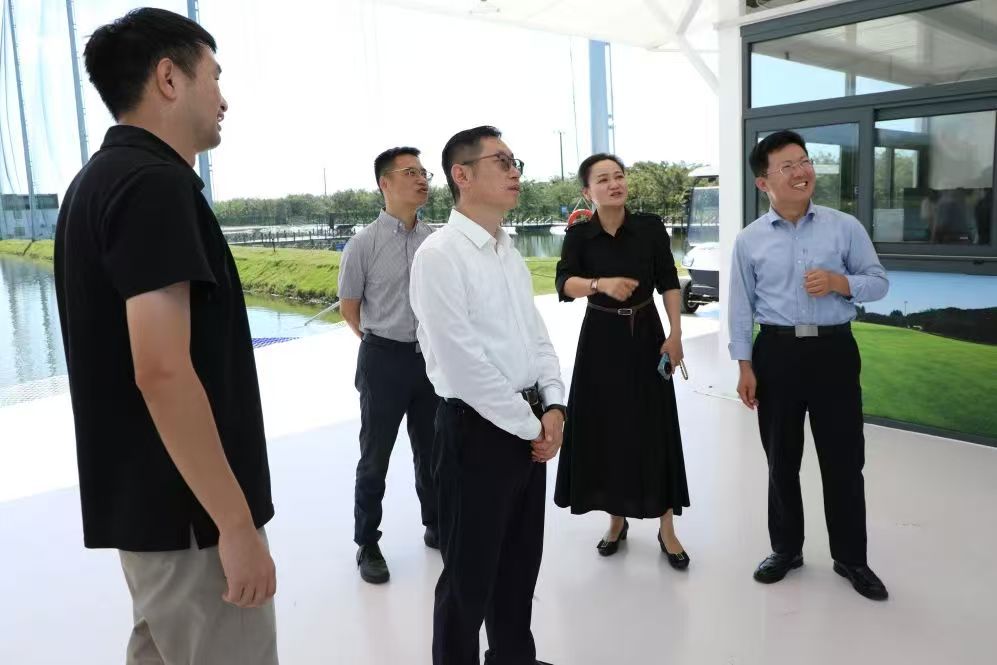 区委常委、宣传部部长吕将赴金汇镇开展调研