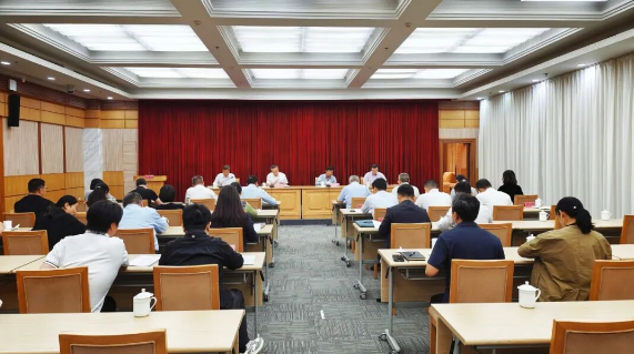【简讯】奉贤区召开2026年张江高新区奉贤园发展协调小组会议