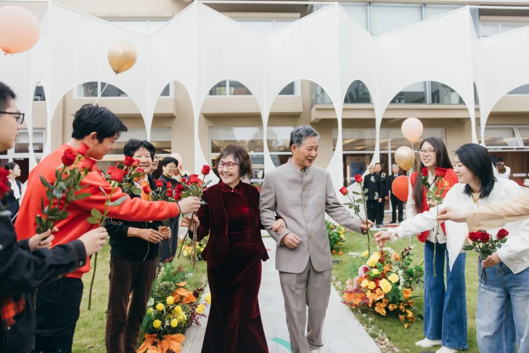 贤婚贤尚｜时光不老·爱你如初——今天我陪父母来补证