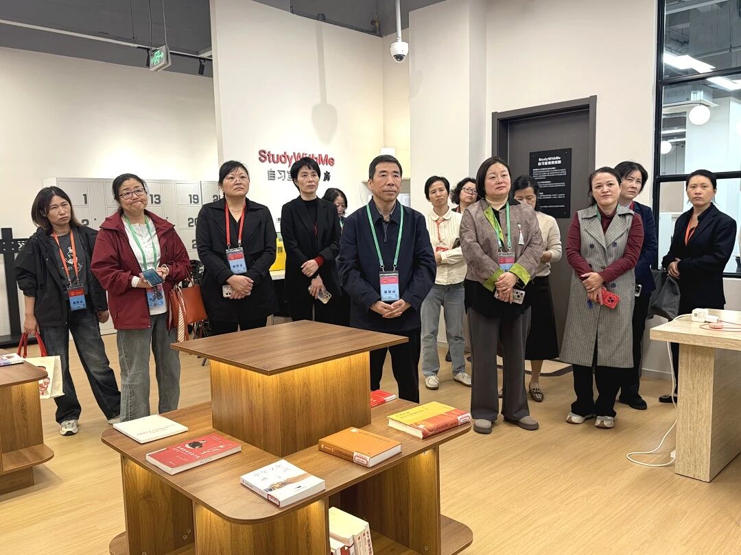 南桥镇人大开展公共文体设施建设情况专题视察活动