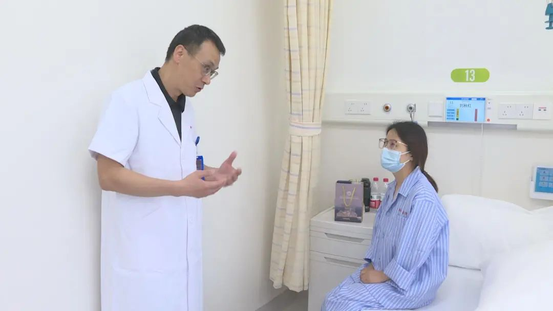 奉贤居民圆梦“家门口的三甲”  新华医院奉贤院区首日试运行直击20250628_144914.jpg