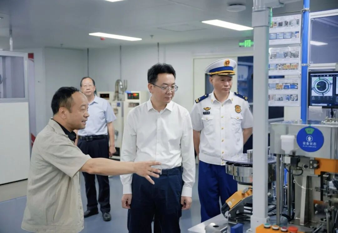 区领导调研安全生产和防汛安全工作