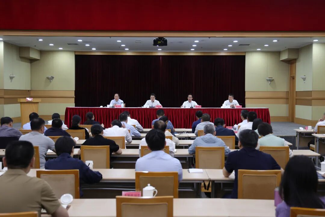 奉贤区召开民生领域信访问题集中治理专题会议