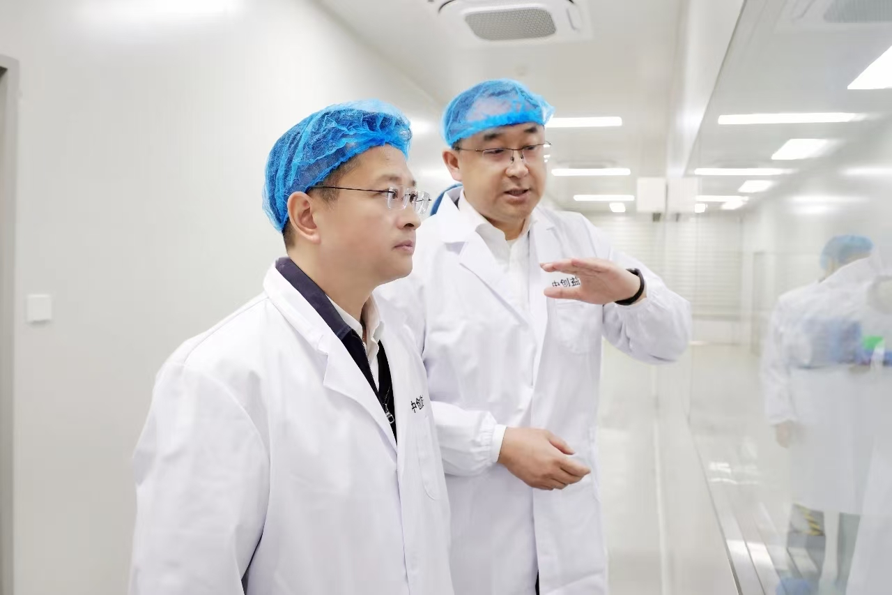 袁泉走访调研食品重点企业