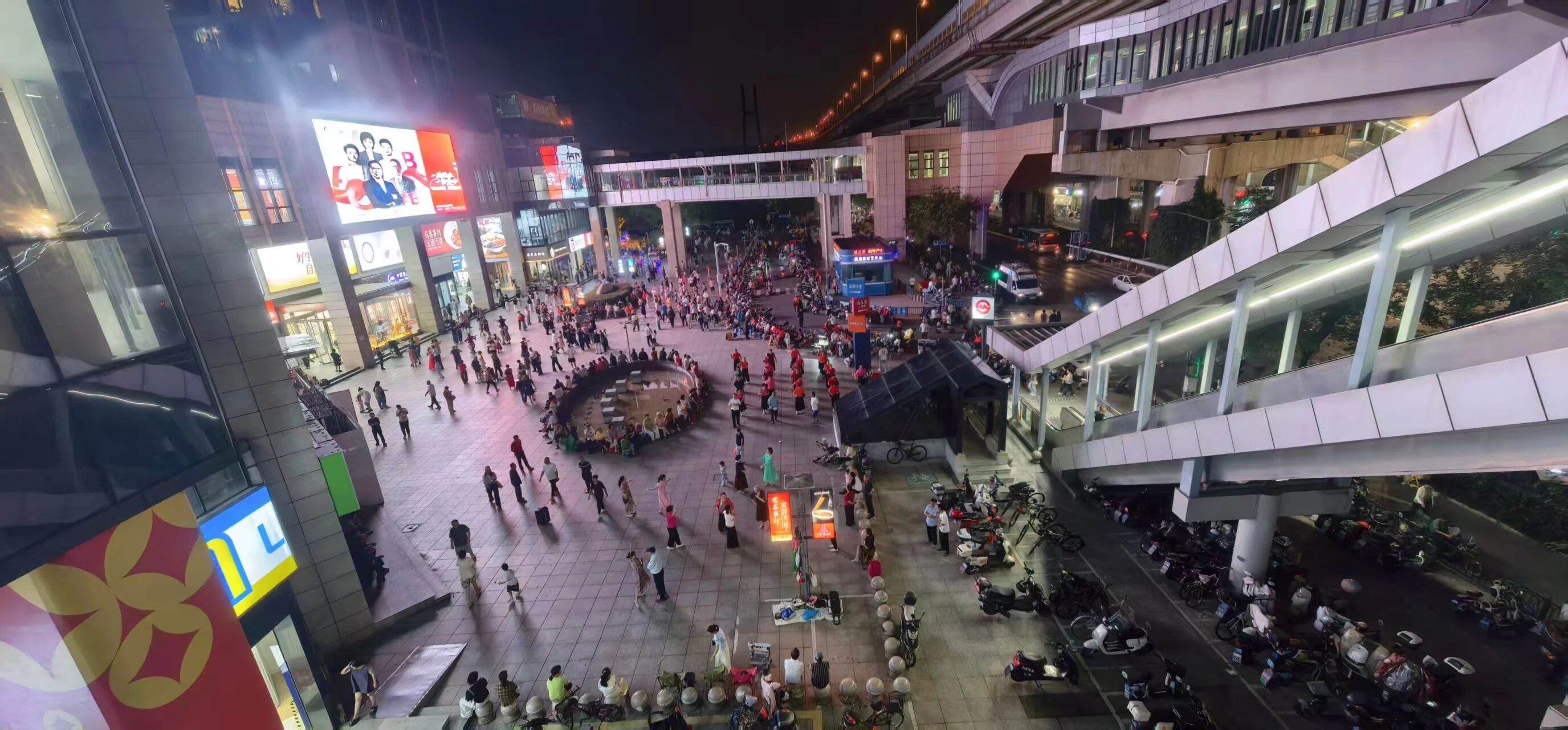 从“野摊”到夜市：奉贤以“共享时空”破解路边摊治理难题