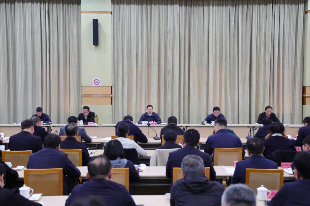 奉贤新城发展推进专题会召开
