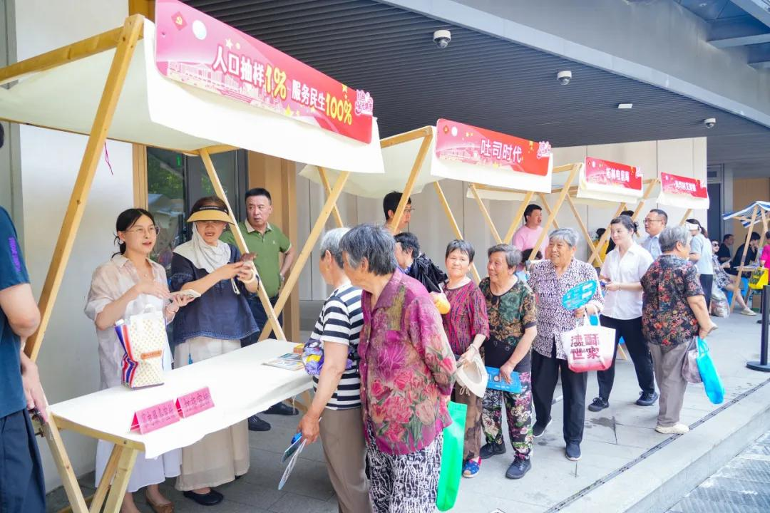 人气爆棚！“柘”里的“七一”红色星光集市点燃市民热情→