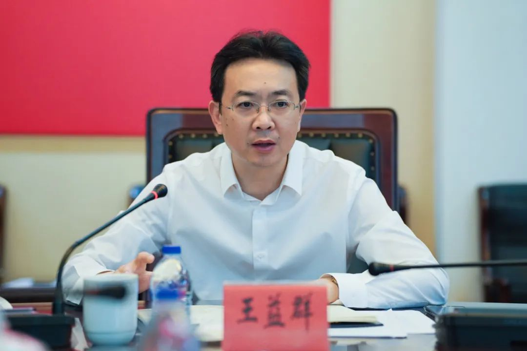 王益群赴奉城镇调研_政务要闻